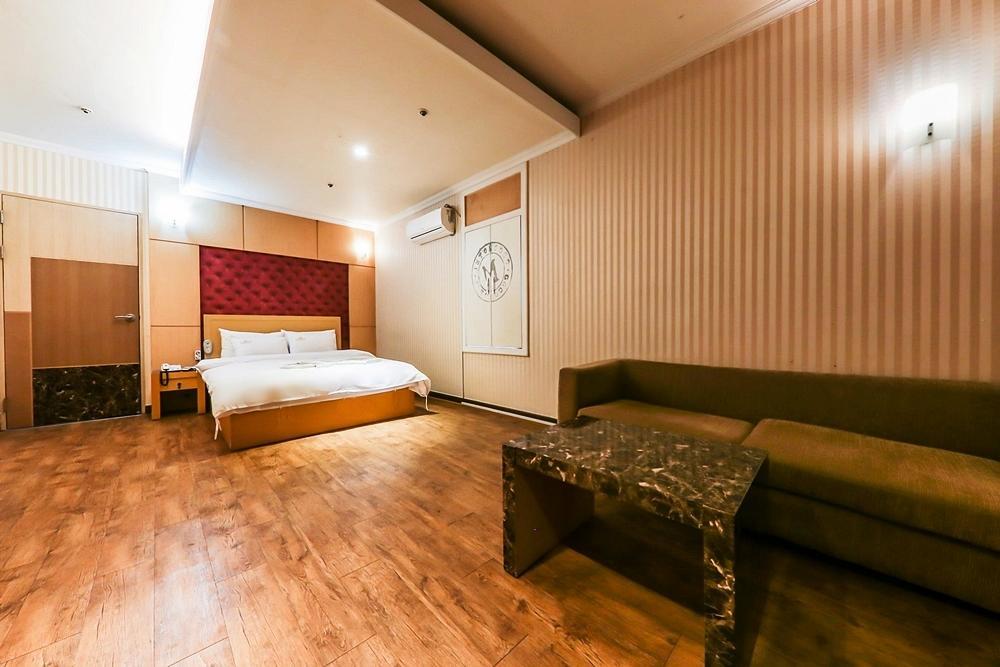 Coco Hotel Τσεονγκού Εξωτερικό φωτογραφία